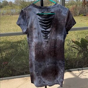 Chic Tie-Dye Midi t shirt Dress with Cutout Back